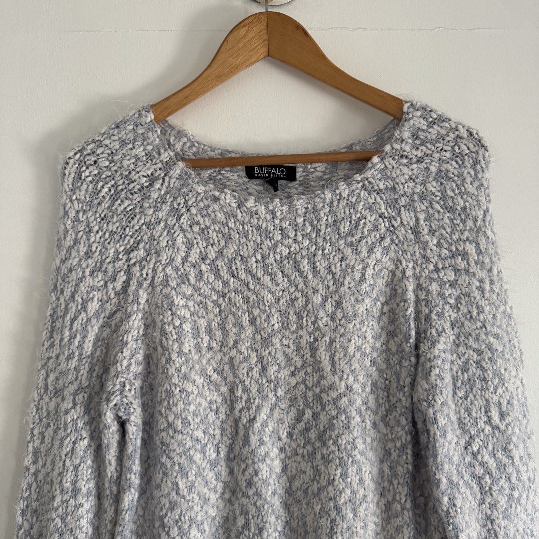 Baby blue knitted sweater (Category: Coats, Jackets and Outerwear) located in Manila. Submitted by apparella.ph (Listing ID 1470660408, Image 2). Description: U.s bought Bet ne bet ko to sobrang comfy and hnd sya makati pag suot. Malambot na k itted style Bust:46 Length.26 ☑️Everything is my Own preloved / BNWT/BNWOT ☑️ not thrifted/Ukay ☑️ malukot sa picture kasi na stock sa cabinet (tinatamad mag plantsa ✌️ ) ☑️Personal items ( usually bought i
