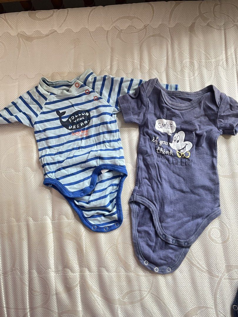 Baby Bodysuits Rompers Bundle Set Assorted Designs (Category: Babies & Kids Fashion) located in Iba. Submitted by wealtheallymari99 (Listing ID 1470605827, Image 1). Description: Take all.