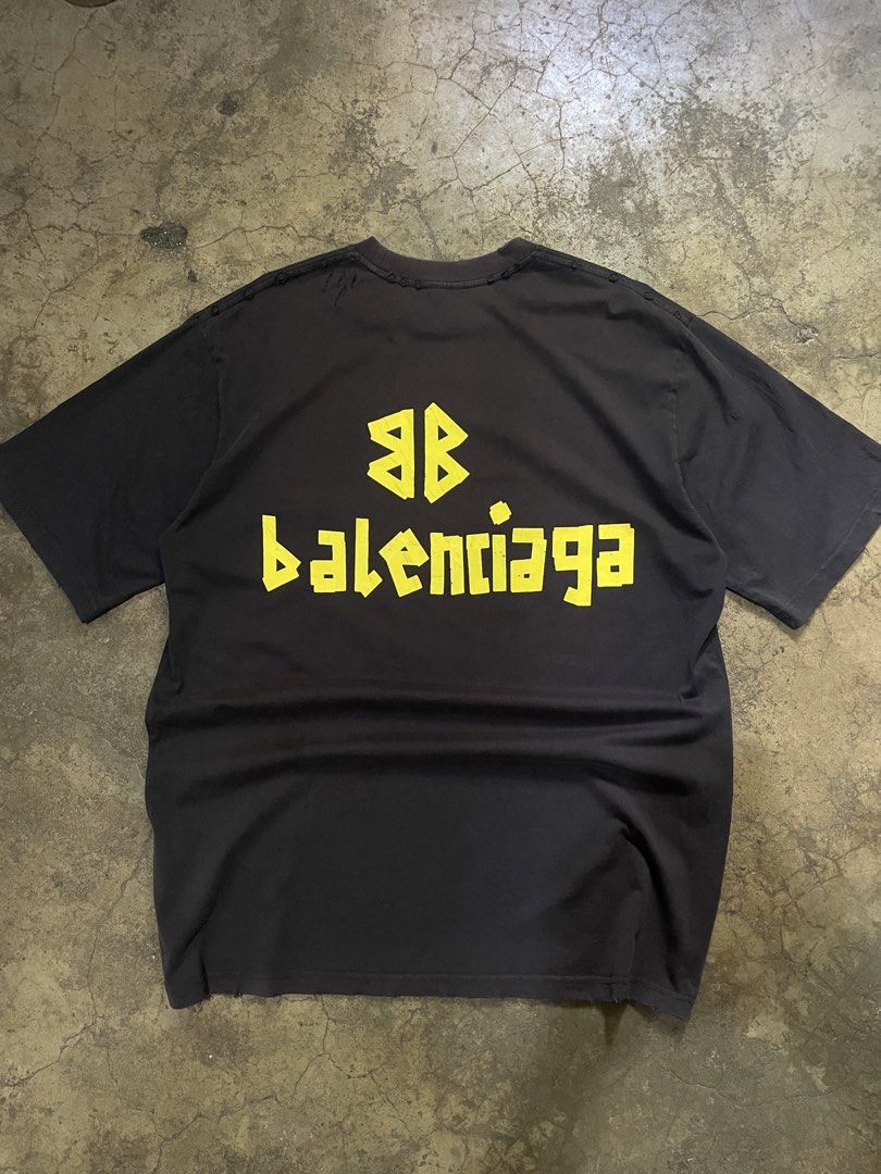 BALENCIAGA DISTRESSED (Category: Tshirts & Polo Shirts ) located in Sagbayan (Borja). Submitted by cocolemonade12 (Listing ID 1470586095, Image 2). Description: COMPLETE TAGS NO ISSUES CRISPY PRINT .