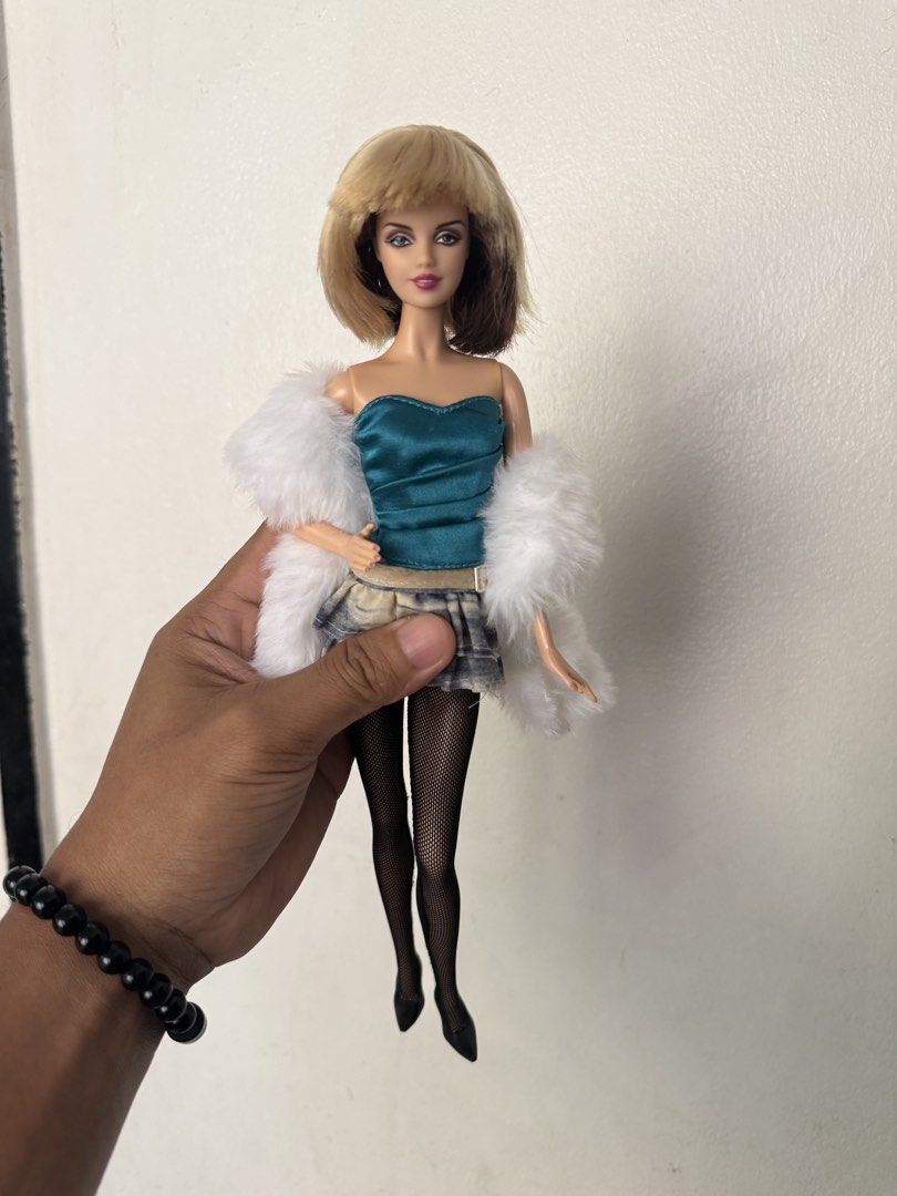 Barbie Bundle (Category: Figurines & Statues) located in Valenzuela. Submitted by chris2ph3r (Listing ID 1470655270, Image 3). Description: Barbie Bundle 10k LP NRFB 2013 Holiday Barbie Nascar Barbie - Nude only/ signs of usage Debbie Harry Barbie - Nude only/ signs of usage Barbie Generations of dreams - Nude Only, no accessories / sign of usage Loc- Valenzuela SF - Shouldered by the buyer (jnt/lalamove) .