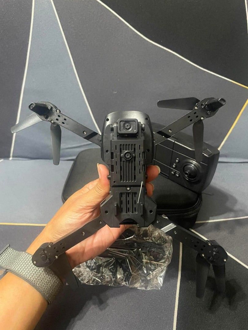 Basic Drone Practice Drone Toy Drone for sale (Category: Drones) located in Manila. Submitted by riyellacruz21 (Listing ID 1470603982, Image 3). Description: .