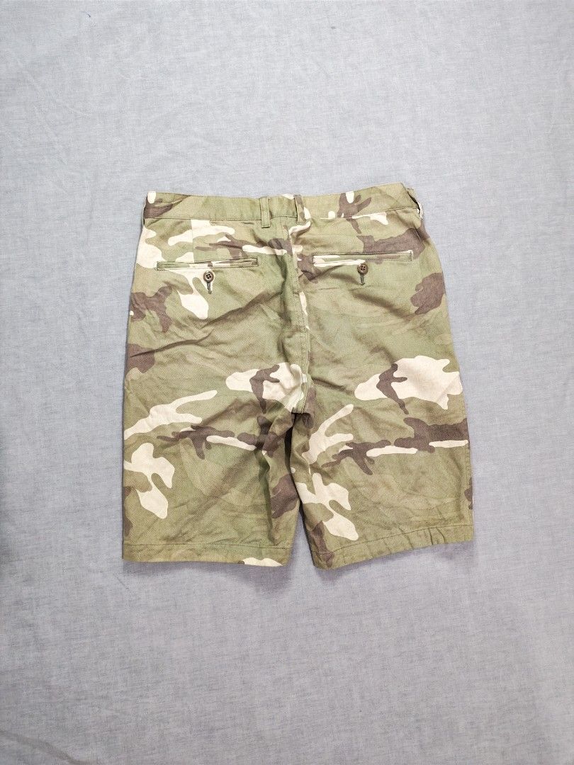Beams camo chino short (Category: Shorts) located in Baguio. Submitted by used_clothing2600 (Listing ID 1470613443, Image 2). Description: Beams camo chino short size medium verygood condition length 20.5 P 780.