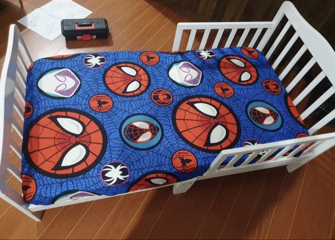 Bed frame (kids) (Category: Children's Beds) located in Quezon City. Submitted by denpaul12 (Listing ID 1470570602, Image 2). Description: Outgrown na with free uratex mattress include. Delivery via lalamove or pick up..