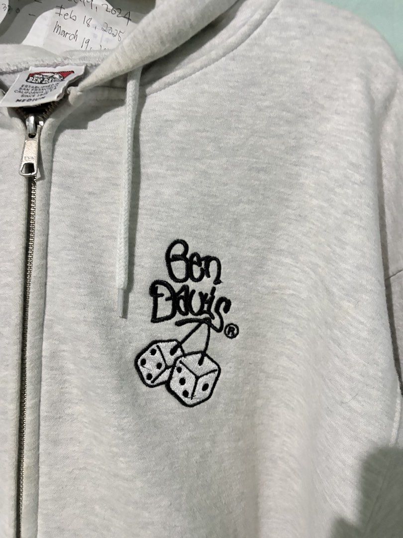 Ben Davis Zip Hoodie (Category: Coats, Jackets and Outerwear) located in Caloocan City. Submitted by netsuxxxx (Listing ID 1470562958, Image 3). Description: Ben Davis Zip Hoodie Embroidered front design 23x26.5 Good Condition Location: Cagayan de Oro City.