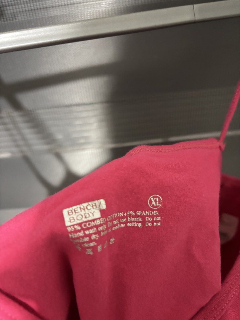 bench pink top (Category: Sleeveless) located in Manila. Submitted by iyahpreloved_ (Listing ID 1470701792, Image 2). Description: size XL used once! .
