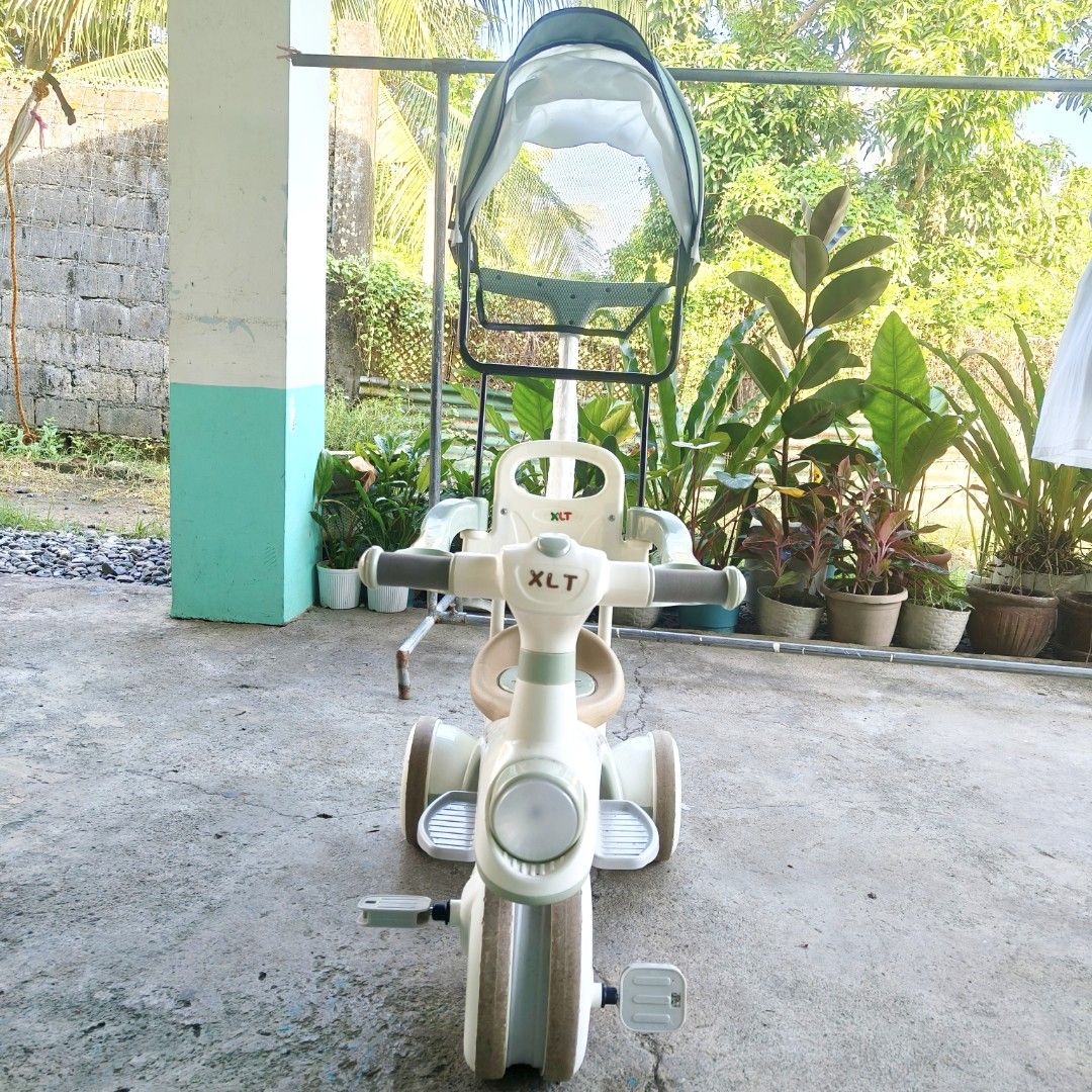 Bike/Stroller ₱2000 nlng from 2900 (Category: Strollers) located in Dagupan City. Submitted by khatrine (Listing ID 1470584532, Image 1). Description: Reason for selling: ayaw ng baby sumakay/gamitin, delivered Oct 2,2026. From 2900 to 2000 pesos nlng. Buyer's must shoulder SF. Location: Dagupan City, pwede ideliver w/ in Dagupan..