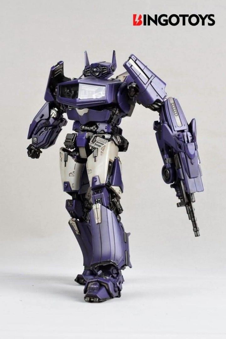 BINGOTOYS BT-01 WAVE MAN SHOCKWAVE (Category: Action & Battle Toys) located in Manila. Submitted by mauchan00000303 (Listing ID 1470640572, Image 3). Description: BRANDNEW SIZE: 30CM.