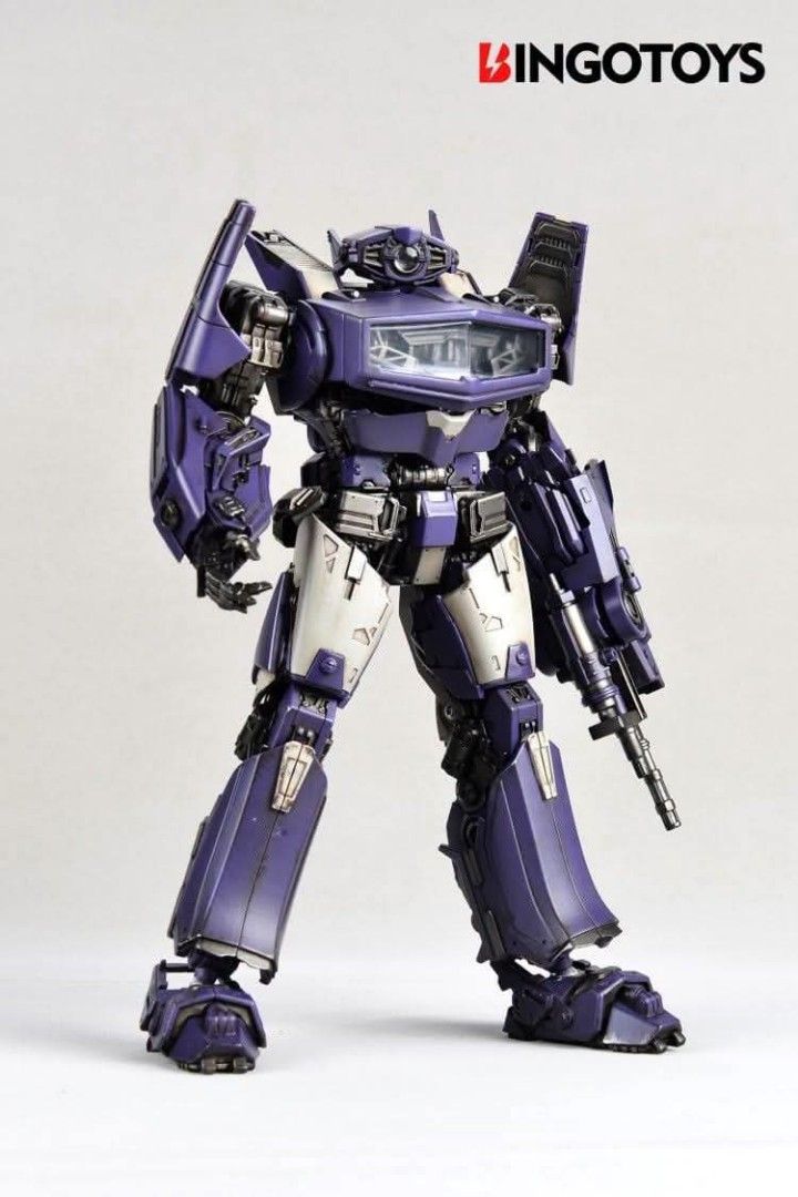 BINGOTOYS BT-01 WAVE MAN SHOCKWAVE (Category: Action & Battle Toys) located in Manila. Submitted by mauchan00000303 (Listing ID 1470640572, Image 1). Description: BRANDNEW SIZE: 30CM.