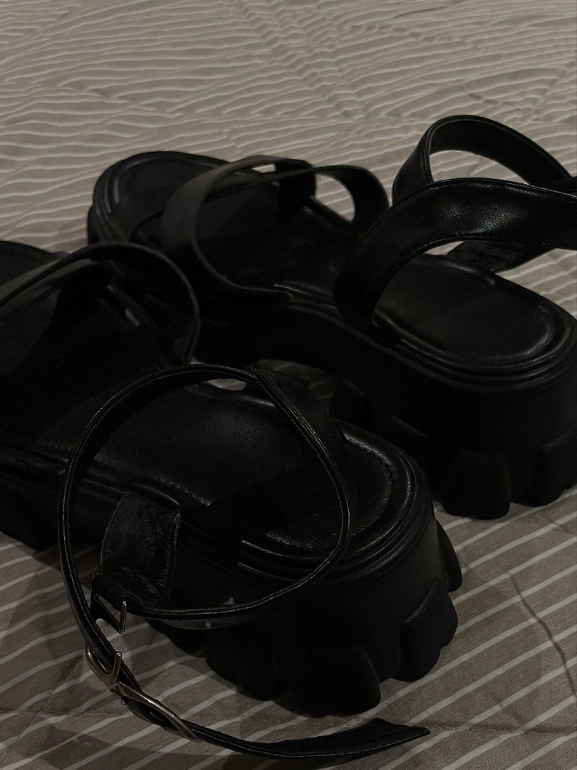 Black Chunky Lug Sole Strappy Straps Sandals (Category: Loafers) located in Las Pinas. Submitted by francesaly (Listing ID 1470724151, Image 3). Description: Trendy platform chunky sandals with criss-cross straps and adjustable ankle buckles. Gives a great height boost while keeping steps secure and comfortable!.