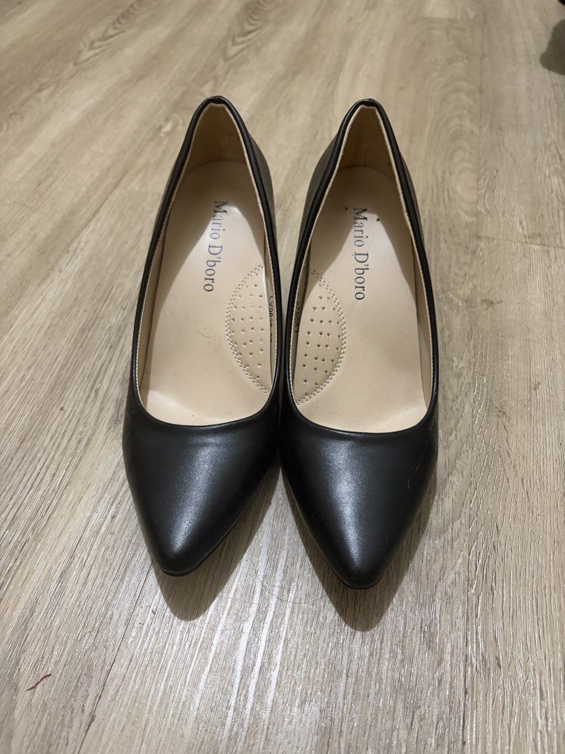 Black closed pointed toe heels (Category: Heels) located in Cebu City. Submitted by haniyaas (Listing ID 1470621041, Image 1). Description: - Used once for graduation in a carpeted hotel - Brand: Mario D'Boro - Style: Black pointed toe heels with stiletto heel - Comfort: Neutral inner lining with cushioned insoles - Condition: Clean exterior finish with minimal wear - Versatility: Ideal for everyday office wear and formal events - Price is still 