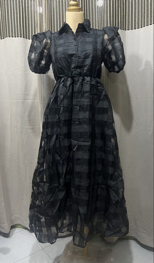 Black dress (Category: Dresses) located in Antipolo. Submitted by wearyourbrand.ph (Listing ID 1470686554, Image 3). Description: Brandnew 14 years old on tag Brandnew .