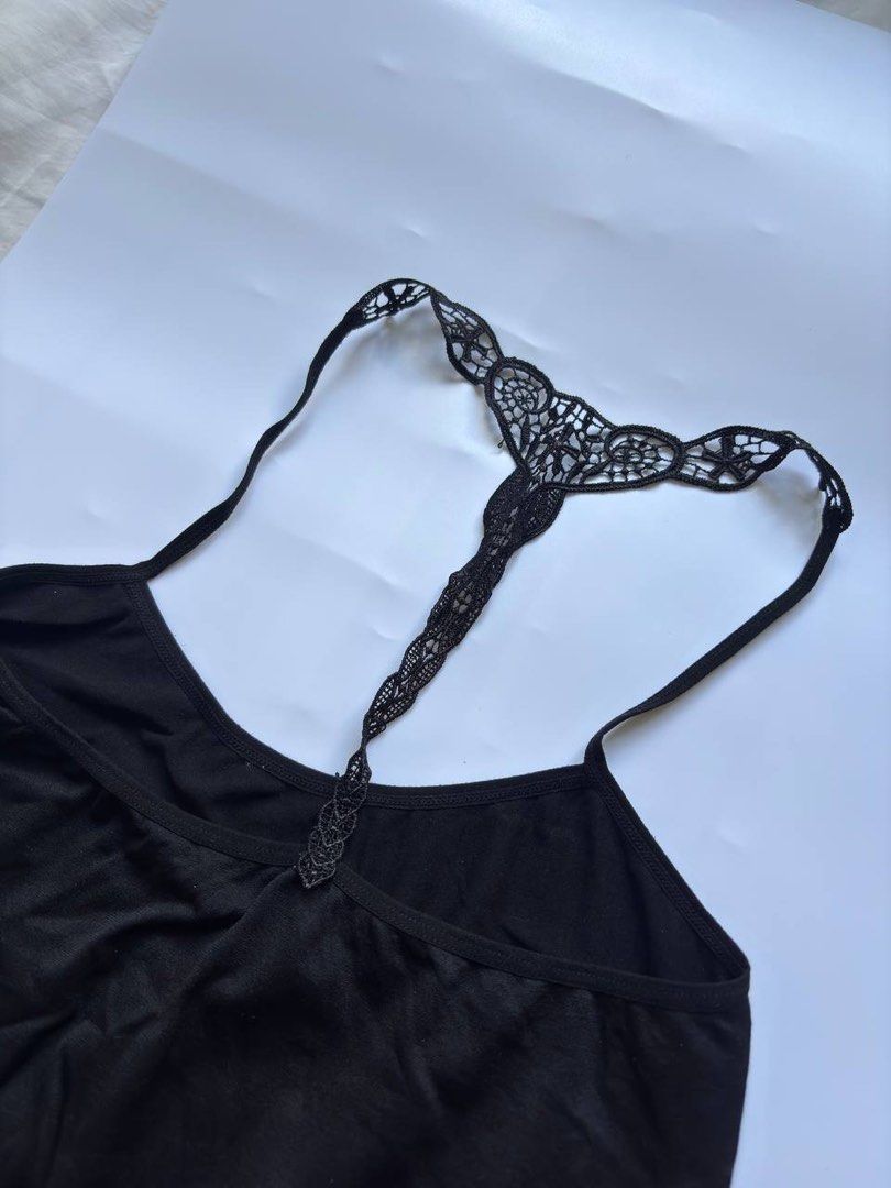 Black Fitted Halter Top (Category: Sleeveless) located in Manila. Submitted by petalfinds_ (Listing ID 1470645900, Image 3). Description: ˚⊱🪷⊰˚ black halter fitted top ౨ৎ 𝐛𝐫𝐚𝐧𝐝: ౨ৎ 𝐬𝐢𝐳𝐞: xs to small 🫧⋆｡˚ 𝐝𝐞𝐭𝐚𝐢𝐥𝐬: GANDA GANDA! 😭🤍 fitted type yung fabric niyaaa! no issue! GANDA DIN NG BACK STRAP 💞 ─── ⋆⋅☆⋅⋆ ── 「 ✦ 𝐍𝐎 𝐂𝐎𝐃𝐄, 𝐈𝐍𝐕𝐀𝐋𝐈𝐃 𝐌𝐈𝐍𝐄 ✦ 」 𝓹𝓻𝓲𝓬𝓮: 99 𝓬𝓸𝓭𝓮: nyxie.
