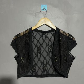 (Category: ) located in . Submitted by randomthrift.womens (Listing ID 1470625508, Image 1). Description: .