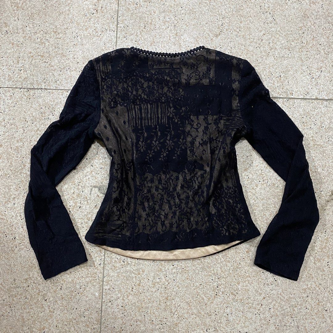 Black Lace Sequin Blouse - Long Sleeve (Category: Longsleeves) located in Isabela. Submitted by islandsrelics (Listing ID 1470643679, Image 2). Description: .
