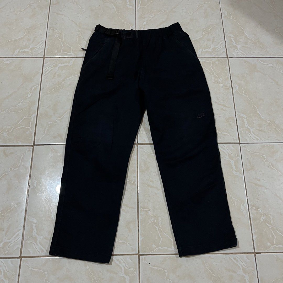 black Nike Tech Pack (Category: Chinos) located in Alubijid. Submitted by rstylthrft (Listing ID 1470636530, Image 1). Description: .