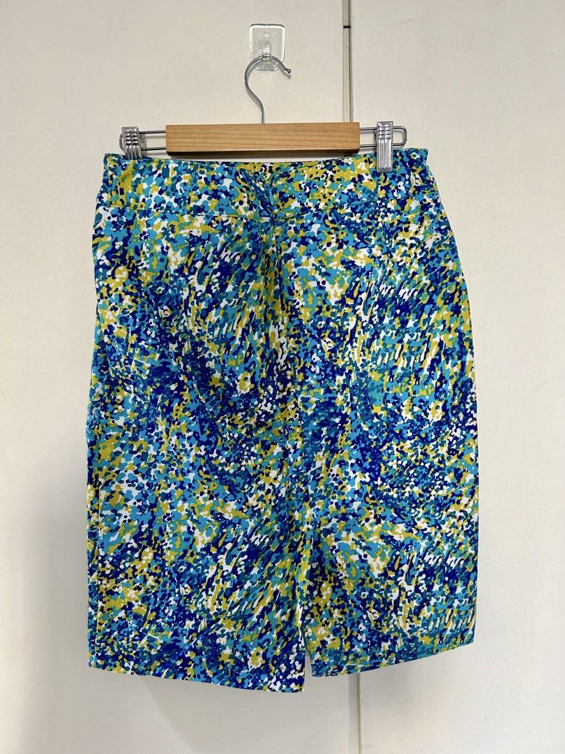 Blue and Green Abstract Print Skirt (Category: Skirts) located in Manila. Submitted by isabelle_1104 (Listing ID 1470671871, Image 1). Description: - Vibrant blue, green, white, and yellow abstract all-over print - Fitted waistband with a flattering straight-cut silhouette - Hits just above the knee for a trendy, versatile length - Clean back view for a smooth and polished fit - Great statement piece to easily brighten up everyday casual outfits.