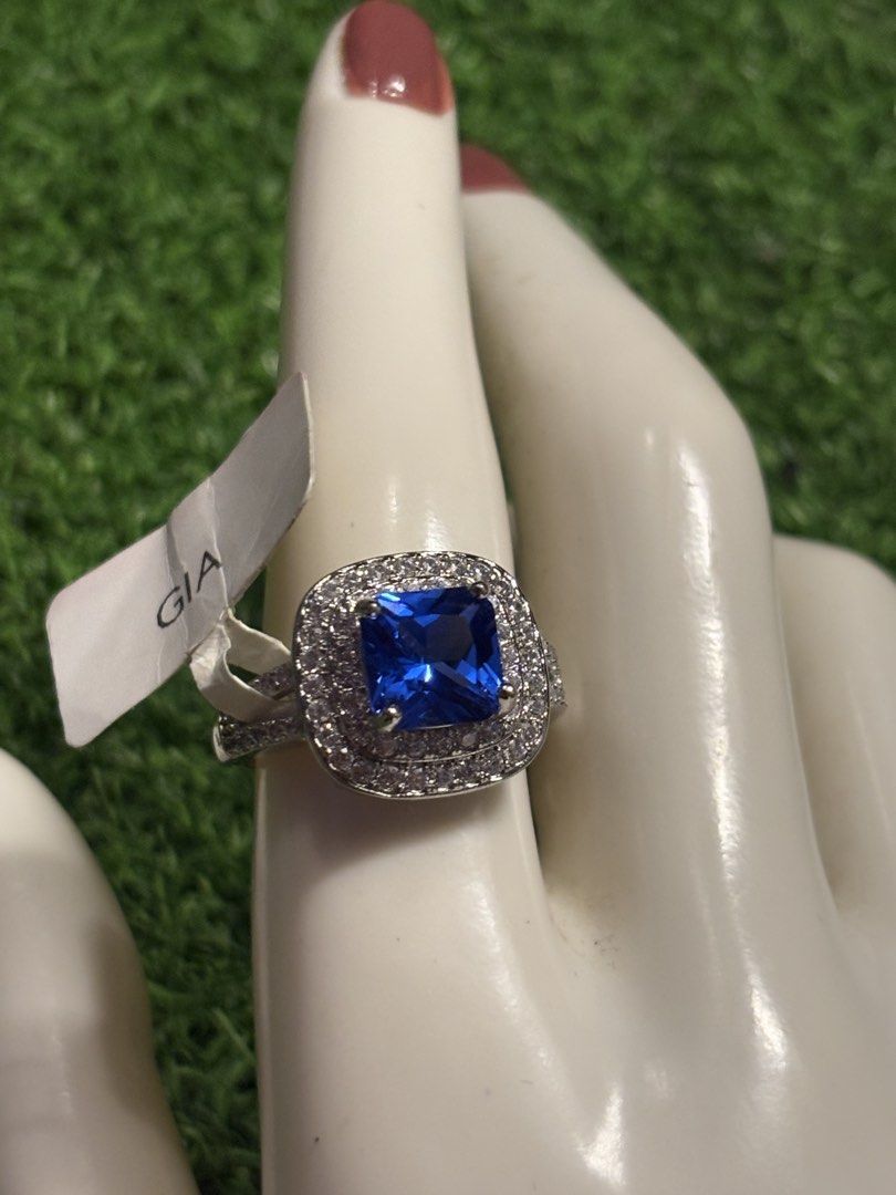 ❤️💙blue ruby power ring gemstone (Category: Rings) located in Davao. Submitted by ememlou17 (Listing ID 1470574966, Image 2). Description: 💙❤️Blue Ruby Ring gemstone. Ring size 8 adjustable Markings italy750 Uv reactive Rodium/ Platinum over copper based metal Tarnish resistant with extra care Message me directly📩.