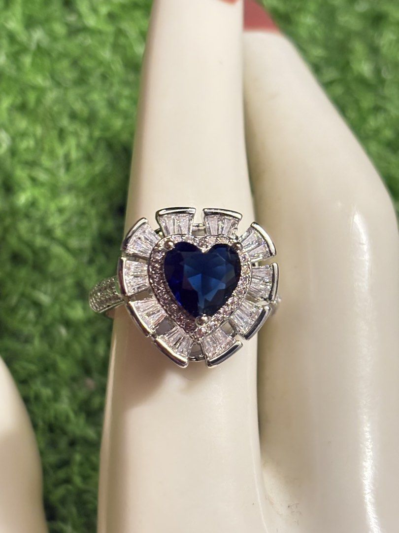 💙blue sapphire power ring gemstone (Category: Rings) located in Davao. Submitted by ememlou17 (Listing ID 1470574650, Image 1). Description: 💙blue sapphire Ring gemstone. Ring size 7 not adjustable Markings au750 2.00ct Rodium/ Platinum over copper based metal Tarnish resistant with extra care Message me directly📩.