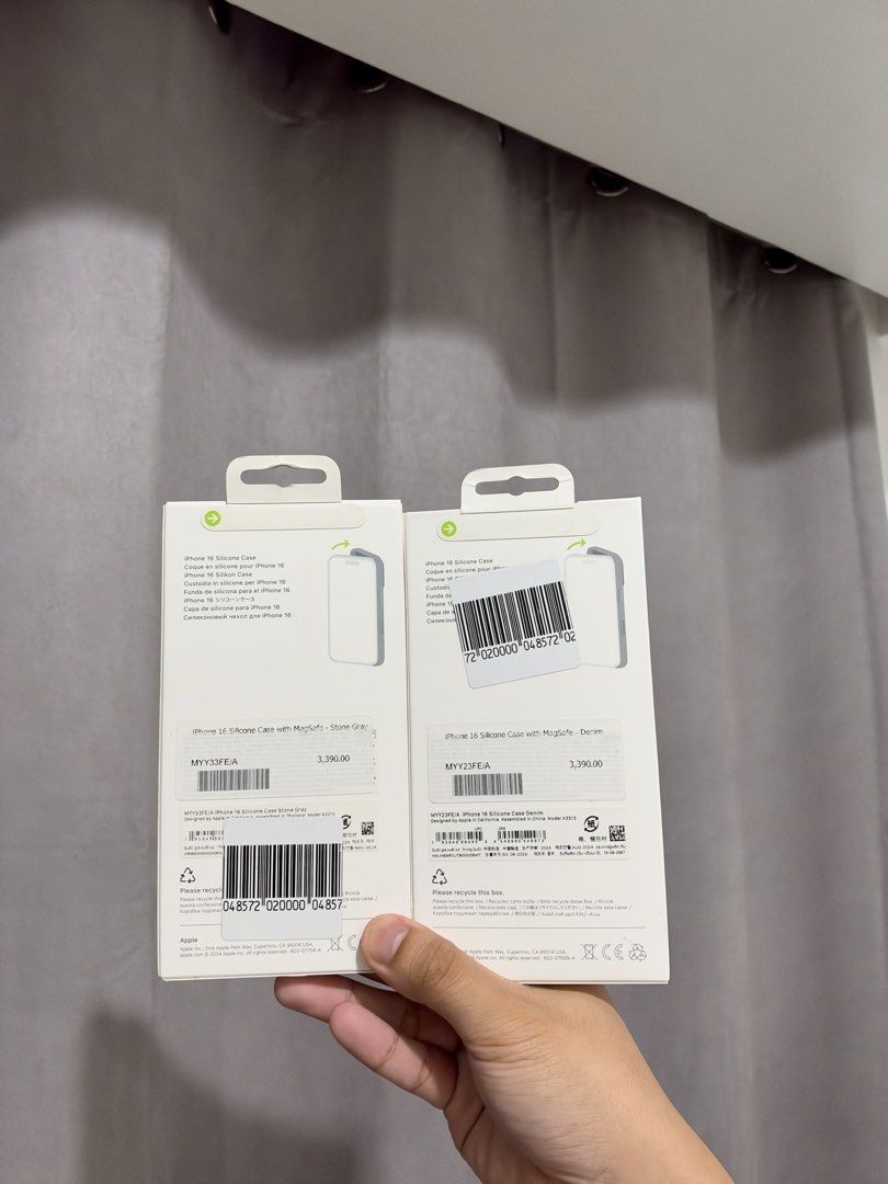 Bnew Iphone 16 Silicone Case (Category: Cases & Sleeves) located in Mandaluyong City. Submitted by kier_ad (Listing ID 1470672596, Image 2). Description: Bnew and sealed Original from Apple 2 colors available: Denim and Stone Gray 900 each Last price already. Location: Mandaluyong.