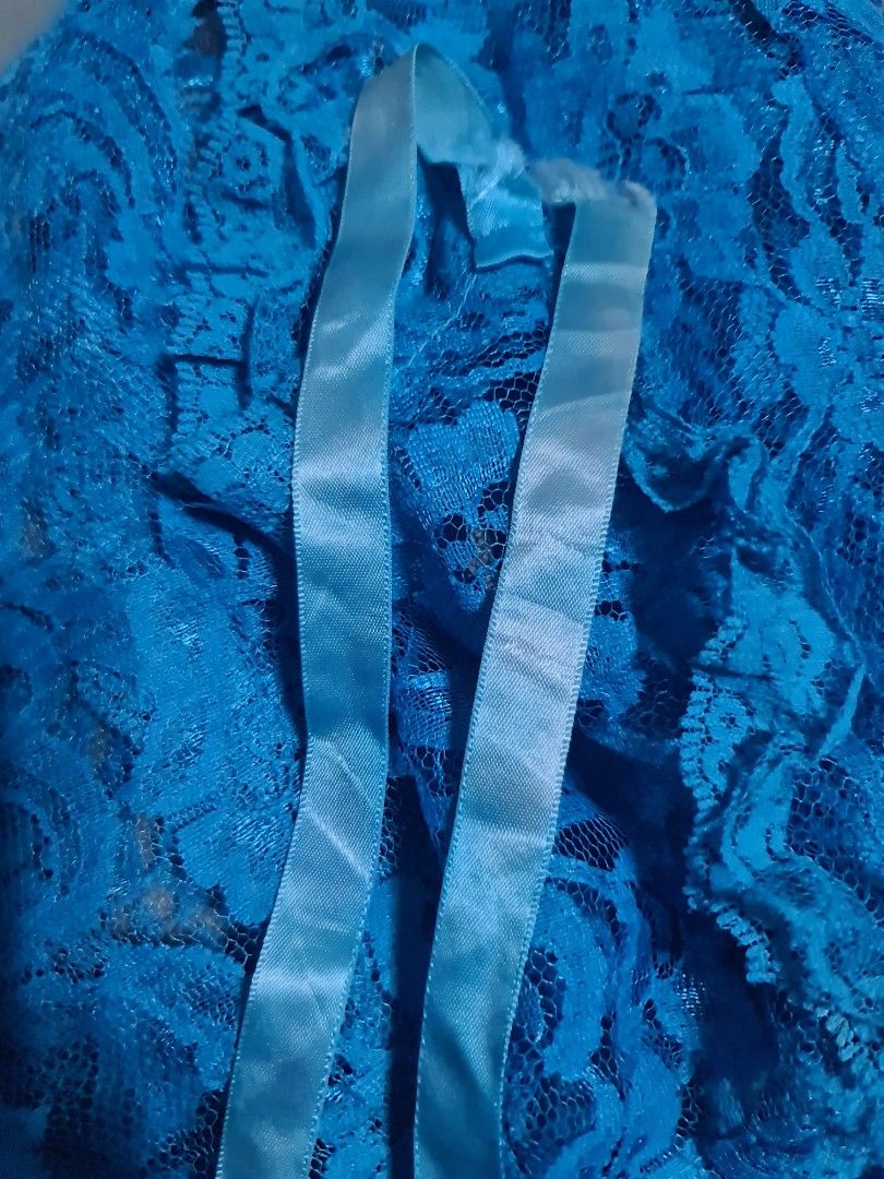 Bolero longsleeves turquoise (Category: Others Tops) located in Angeles City. Submitted by milovewardrobe (Listing ID 1470594073, Image 3). Description: Upto semi large Small size mannequin for reference 3pcs available bolero if take all po 200 3pcs (yung pang ribbon po not sure if faded or design).
