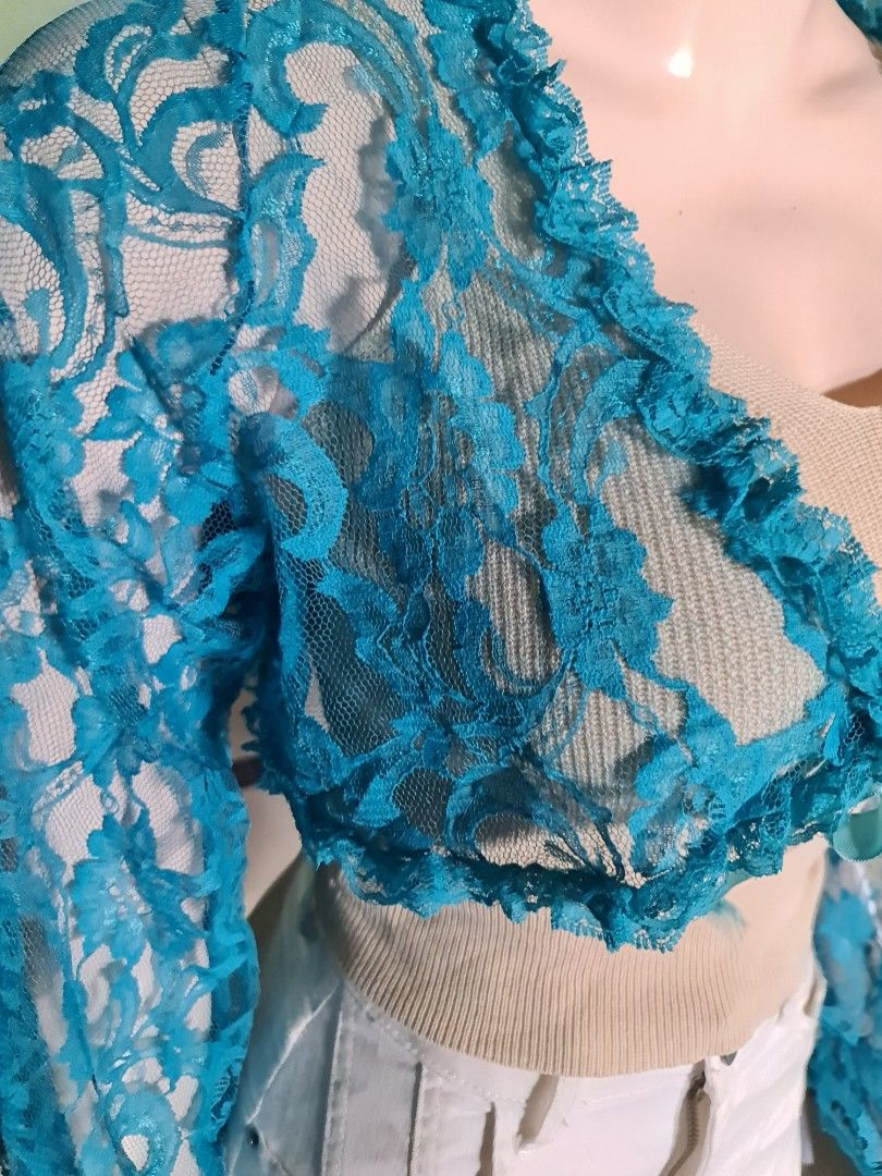 Bolero longsleeves turquoise (Category: Others Tops) located in Angeles City. Submitted by milovewardrobe (Listing ID 1470594073, Image 2). Description: Upto semi large Small size mannequin for reference 3pcs available bolero if take all po 200 3pcs (yung pang ribbon po not sure if faded or design).