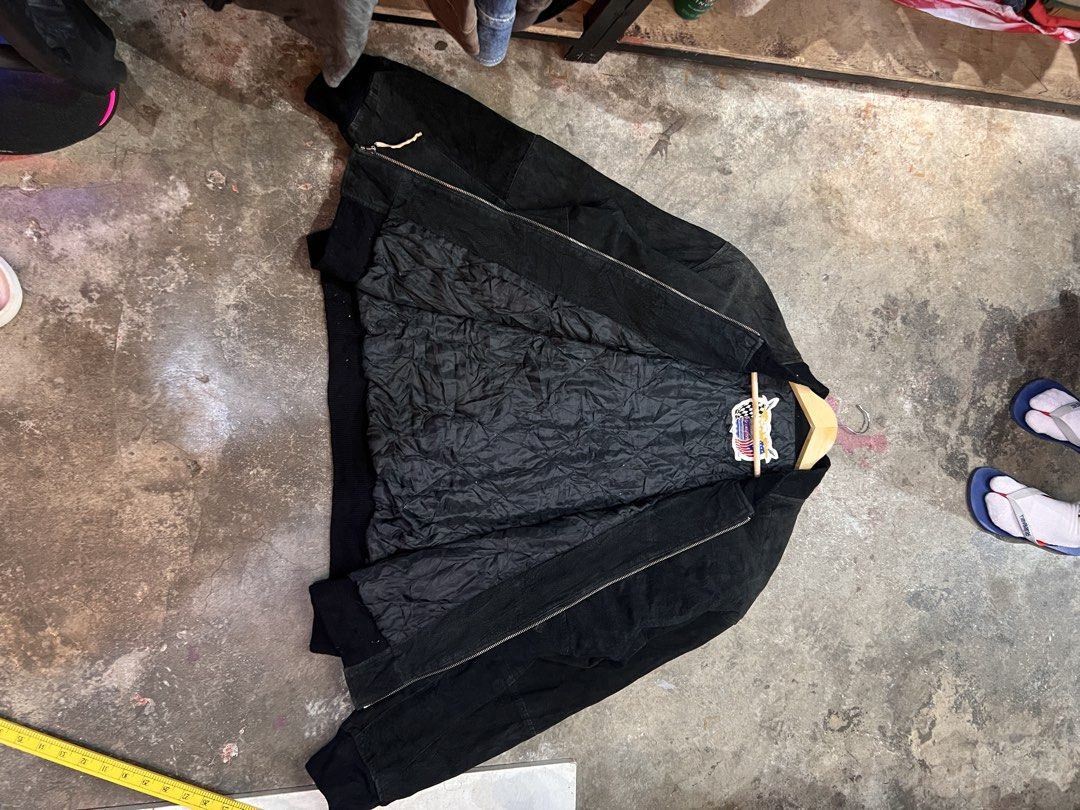 bomber Jacket (Category: Coats, Jackets and Outerwear) located in Manila. Submitted by teampuyat224792 (Listing ID 1470682182, Image 2). Description: brand - Chase by JH Condition - Pristine size - 2X-Large dimes - 25W - 28L issue - sign of usage & torn .