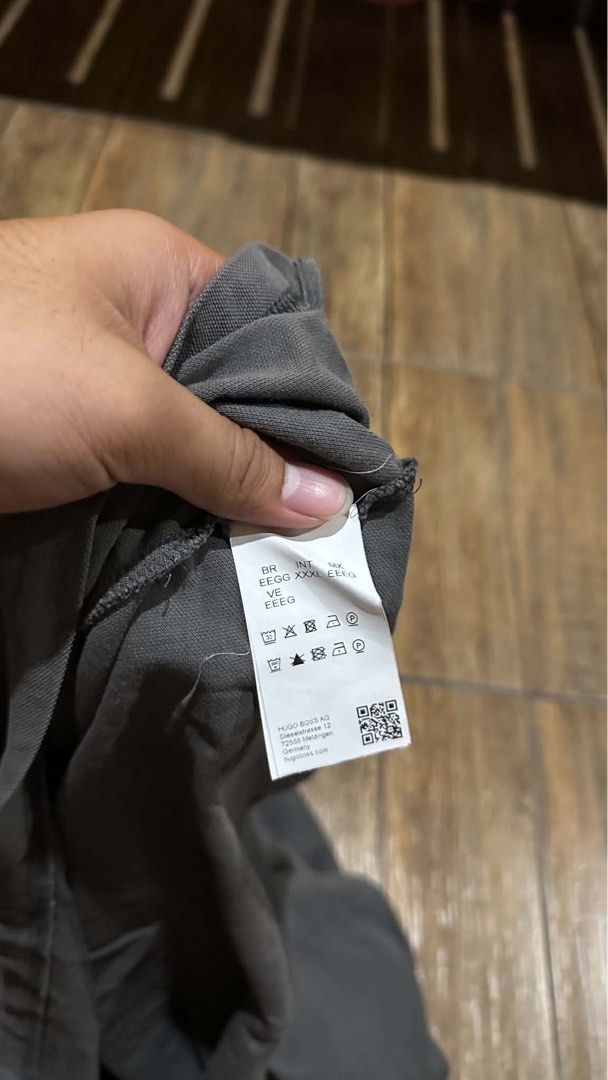BOSS GREY POLOSHIRT (Category: Shirts) located in Manila. Submitted by urban.vintage (Listing ID 1470596277, Image 2). Description: ISSUE: SEE THE PICS FOR ISSUE (NEED WASH) MOP :GCASH (NO COD) SHIP VIA: LALAMOVE & J&T LOCATION: PASIG CITY LENGTH: 31 WIDTH :25.