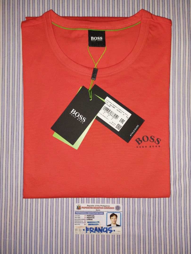 Boss Men's Tee Curved T-shirt, Red, Medium (Category: Formal Shirts) located in Antipolo. Submitted by cyknap2001 (Listing ID 1470557812, Image 1). Description: Boss Men's Tee Curved T-shirt, Red Size Medium on tags, actual is 20"x29" 100% Cotton for comfort MOP - payment first sa gcash .