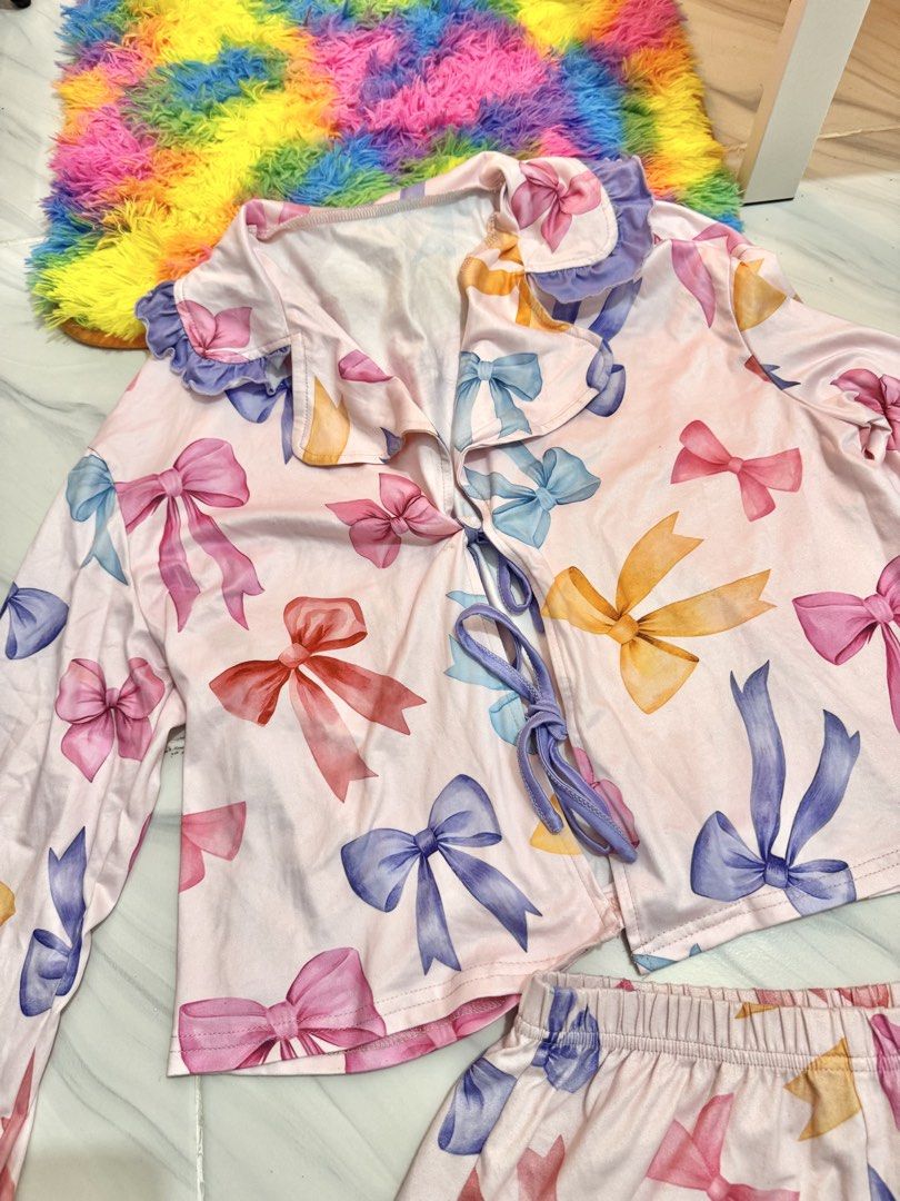 Bow Print Longsleeves Pajama Short Terno (Category: Undergarments & Loungewear) located in Bulacan. Submitted by archivesbyjanine (Listing ID 1470677803, Image 3). Description: .