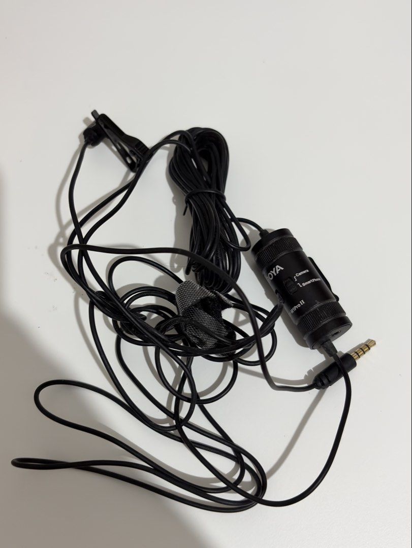 BOYA BY-M1 Pro II Universal Lapel Microphone (Category: Microphones) located in Paranaque City. Submitted by aruaree (Listing ID 1470736938, Image 1). Description: - Brand: BOYA BY-M1 Pro II Universal Lapel Microphone (Black) - Condition: Like new, unboxed and tested once only (100% working condition) - Perfect for: Interviews, vlogs, videos, and voiceovers - Source: Purchased directly from the official store — BOUGHT MAY 2025 — UNIT ONLY, NO BOX