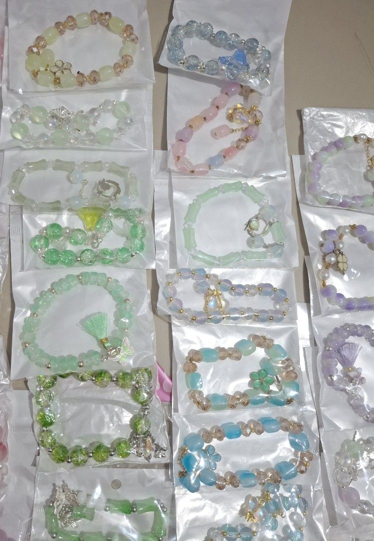 BRACELET 50 EACH WITH/WITHOUT CHARM ASSORTED COLOR (Category: Bracelets) located in Taguig. Submitted by fits.for.less (Listing ID 1470613275, Image 3). Description: BRACELET 50 EACH HOW TO BUY? -ss image, edit (encircle) the bracelet you want to buy -send me a message MOP: Gcash MOD: lalamove/grab, pick-up if malapit lang.
