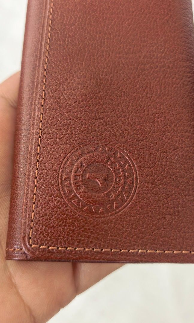 Brand new Renoma key holder (Category: Wallets & Card holders) located in Tuguegarao City. Submitted by zenphoenix-7ad615 (Listing ID 1470571559, Image 2). Description: Brand new Renoma key Holder.
