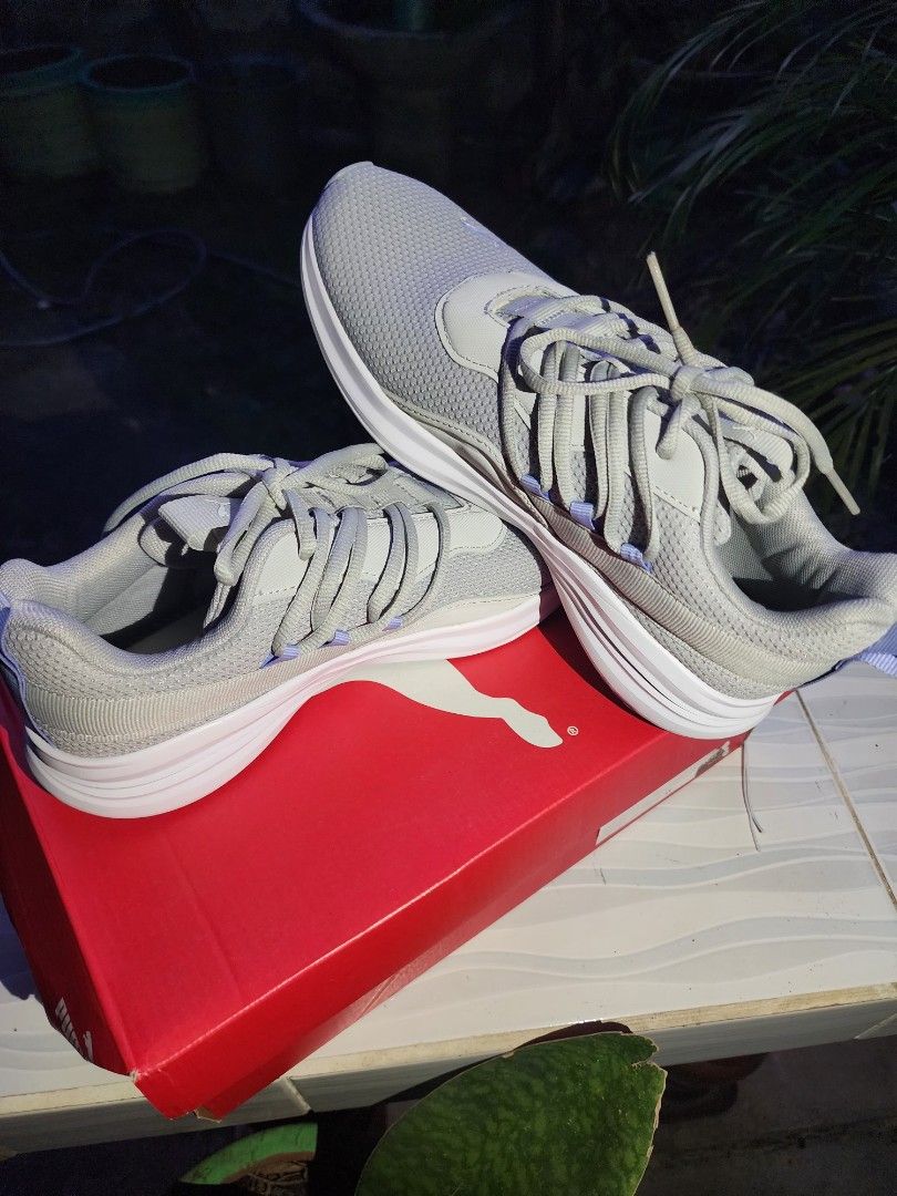 Brandnew Puma athleatic sneakers (Category: Sneakers) located in Santa Maria. Submitted by little_softy (Listing ID 1470668645, Image 1). Description: brandnew from US. size 39.