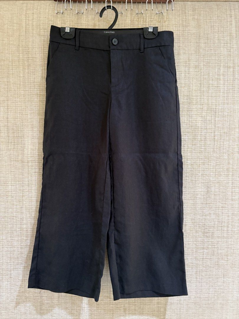 British India Traveller Black Pants (Category: Other Bottoms) located in Muntinlupa City. Submitted by jane226ph (Listing ID 1470741563, Image 1). Description: NEW I UNWORN British India Color Black Size Large Purchased in store. You can never go wrong with Black Trousers. .