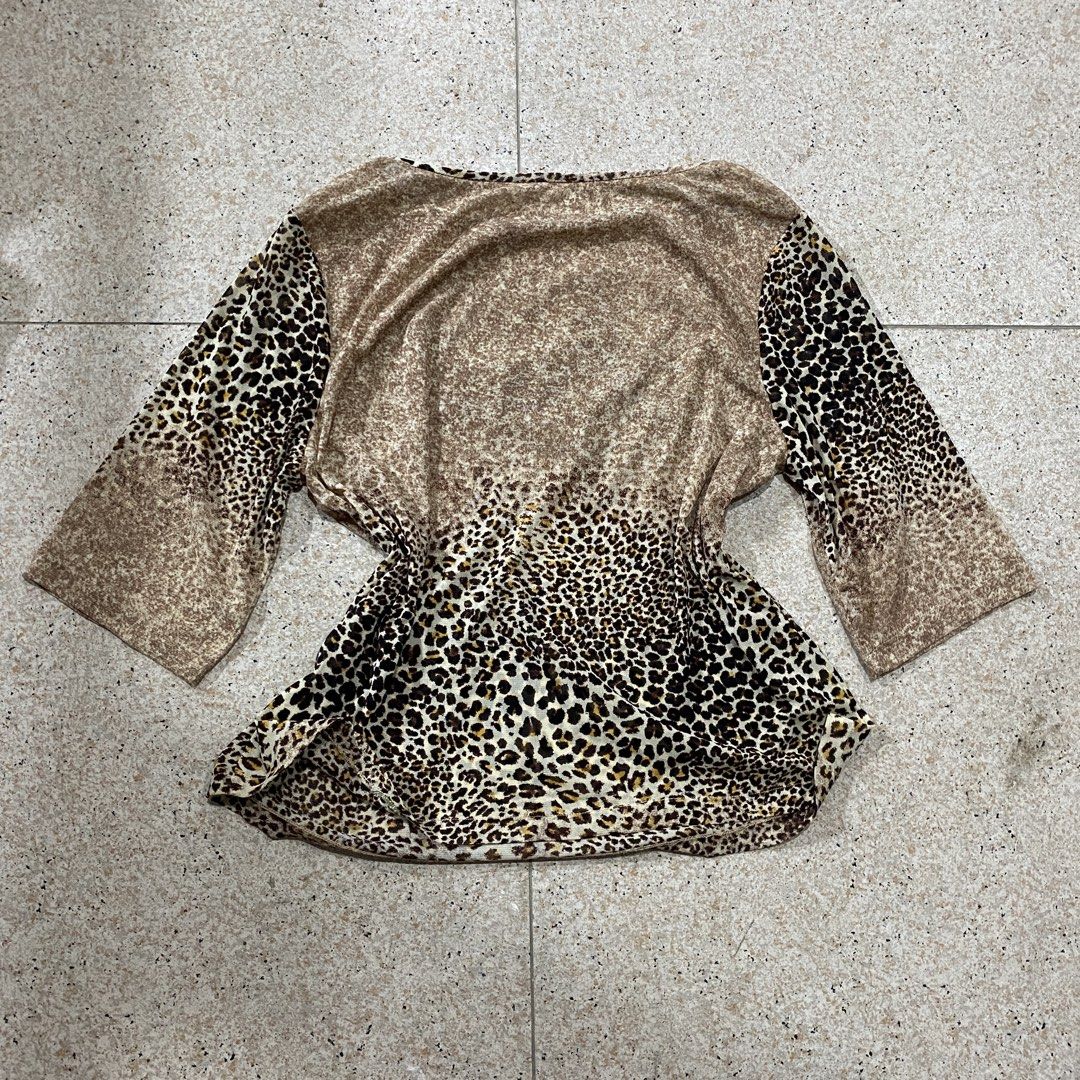 Brown Mesh Leopard Top - Studded Angel Graphic (Category: Others Tops) located in Isabela. Submitted by islandsrelics (Listing ID 1470647577, Image 2). Description: .