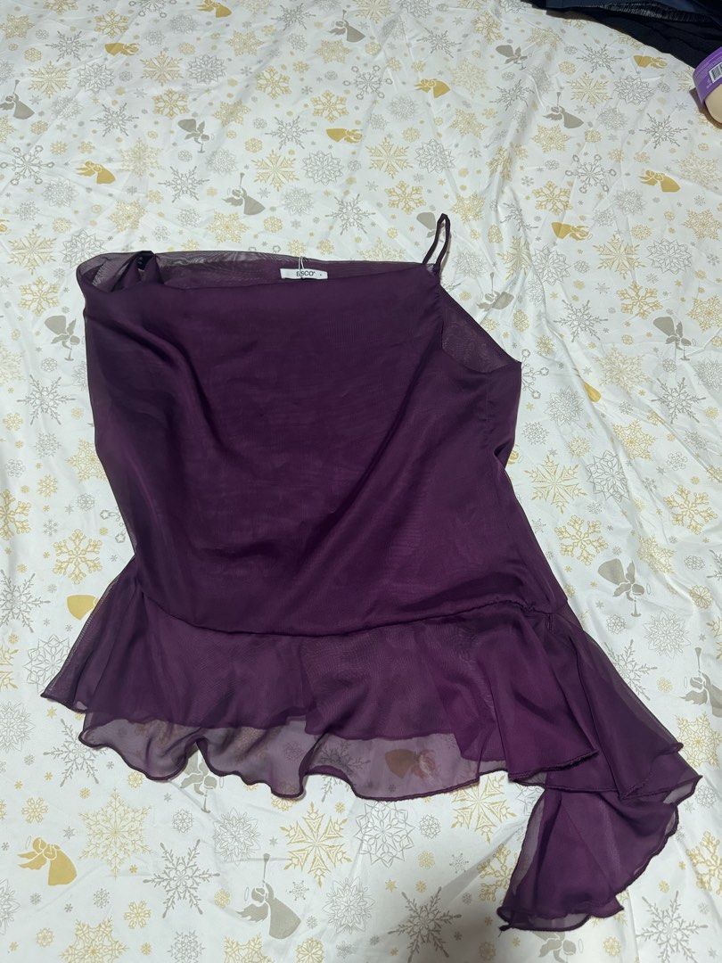 BSCO Plum Sleeves Top (Category: Sleeveless) located in Paranaque City. Submitted by lvjzmn_ (Listing ID 1470661201, Image 2). Description: only used once!.