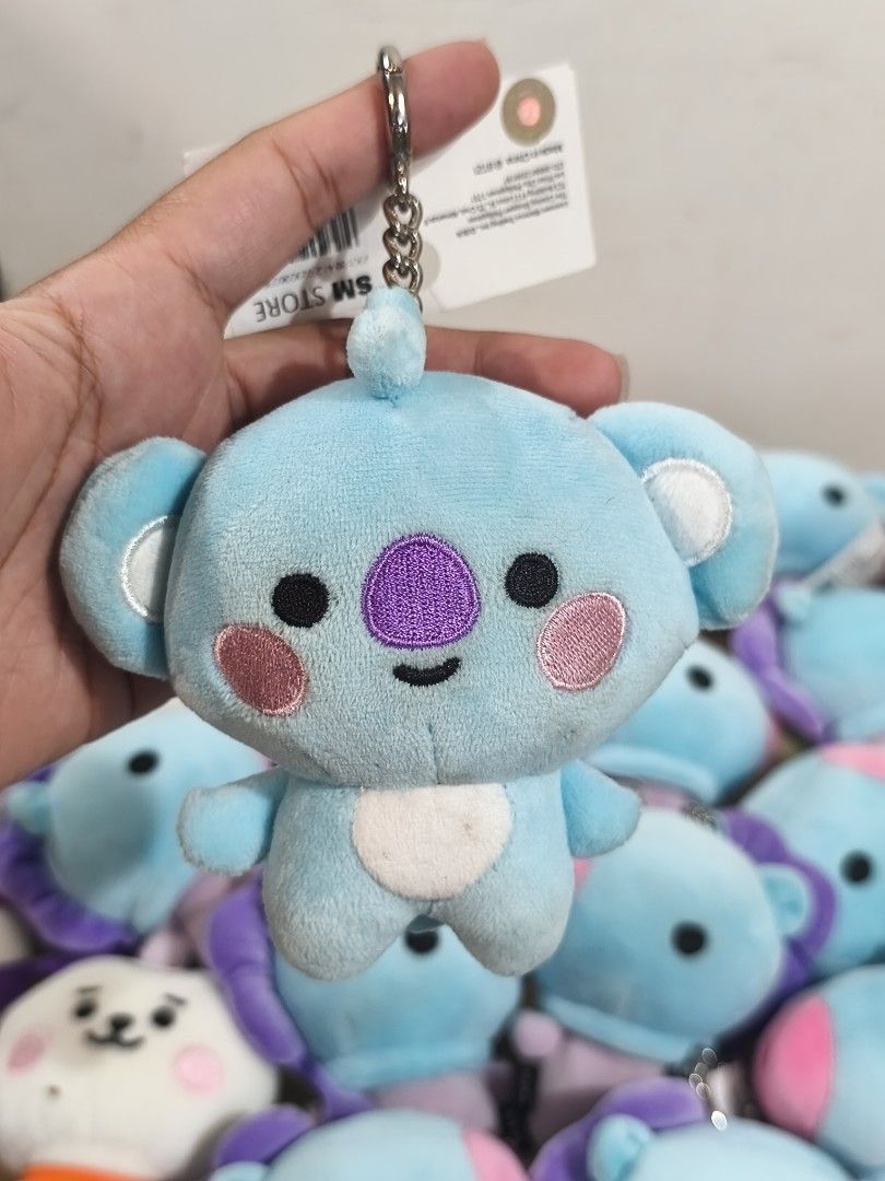 BT21 keyring plushies (Category: K-Wave Merchandise) located in Manila. Submitted by abubotph (Listing ID 1470605356, Image 1). Description: Available characters: RJ, Shooky, Koya, Mang.