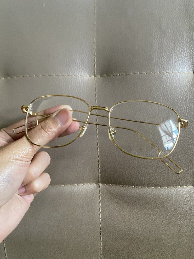 [BUNDLE] Assorted Fashion Sunnies and Eyewear Frames (Category: Sunglasses & Eyewear) located in Cainta. Submitted by stuff_4_sale_dump (Listing ID 1470623723, Image 3). Description: a set of 6 eyewear pieces 4 pcs sun protection lenses 2 pcs prescription-ready frames classic, vintage, retro, modern slim frames.