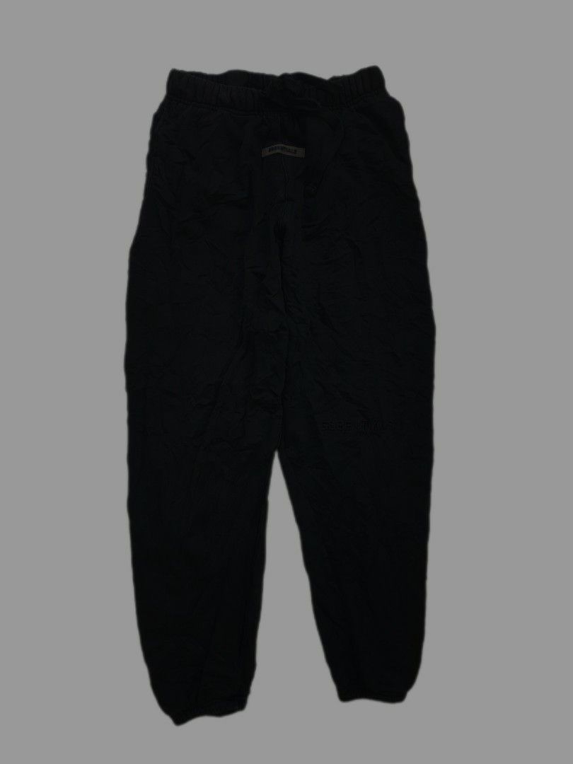 Bundle Trackpants/Jogger (Category: Activewear) located in Bani. Submitted by thriftmaggots.ph (Listing ID 1470565127, Image 2). Description: 1200php+sf Bundle Trackpants/Joggerpants FOG Essentials M 28-31 WL / 38 L Ed Hardy Sports 2XL 33-35 WL / 42 L Kappa M 28-31 WL / 38 L Nike M 28-31 WL / 37 L Location Pangasinan, Luzon Payment first via gcash/maribank Open for vouch for safety transaction Pass to cod/cop.