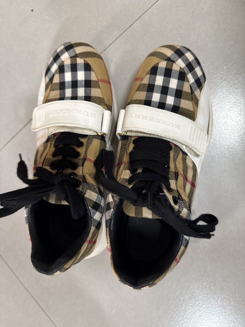 Burberry Check Sneakers (Category: Sneakers) located in Las Pinas. Submitted by kwenbeh (Listing ID 1470615402, Image 1). Description: .