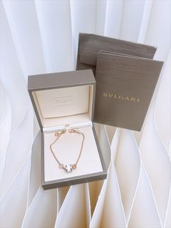 （分類：）位於 。 由 heras.luxury 提交（商品編號 1470709057，圖片 1）。簡介： 。