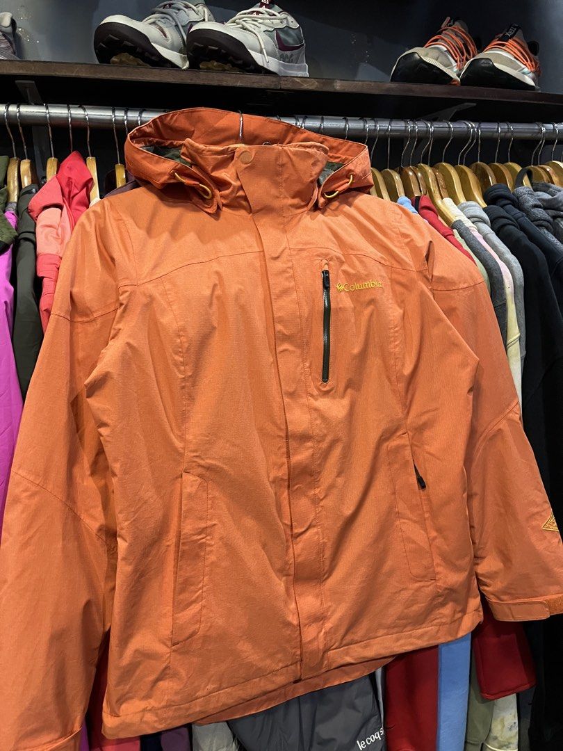 C O L U M B I A Omni tech Womens Jacket (Category: Coats, Jackets and Outerwear) located in Baliuag. Submitted by TOCThrift (Listing ID 1470710887, Image 3). Description: C O L U M B I A Omni tech Womens Jacket Size S on tag(womens) 19 width x 25 Length S-M womens fit Good as new Waterproof No issue 1880 + SF Baliwag, Bulacan.