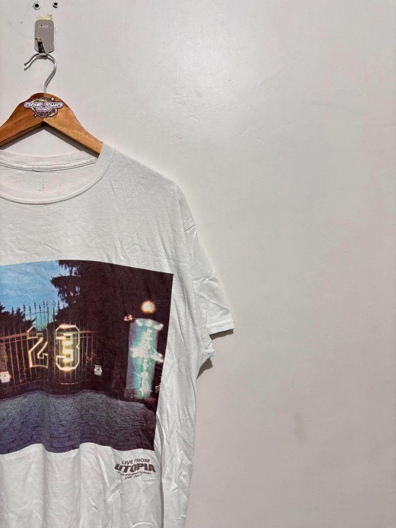 Cactus Jack Travis Scott Shirt (Category: Tshirts & Polo Shirts ) located in Bauan. Submitted by onetwothrift2 (Listing ID 1470654103, Image 2). Description: Cactus Jack Travis Scott Shirt Size: Large Fittings Dimes: L29 W22 Color rate: 9/10 Excellent condition No Issue.