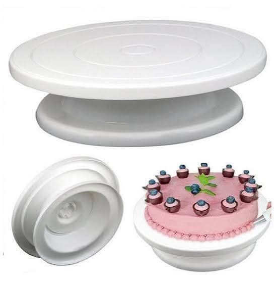 Cake turntable 28cm (Category: Bakeware) located in Manila. Submitted by lyfrancois14 (Listing ID 1470648643, Image 1). Description: .