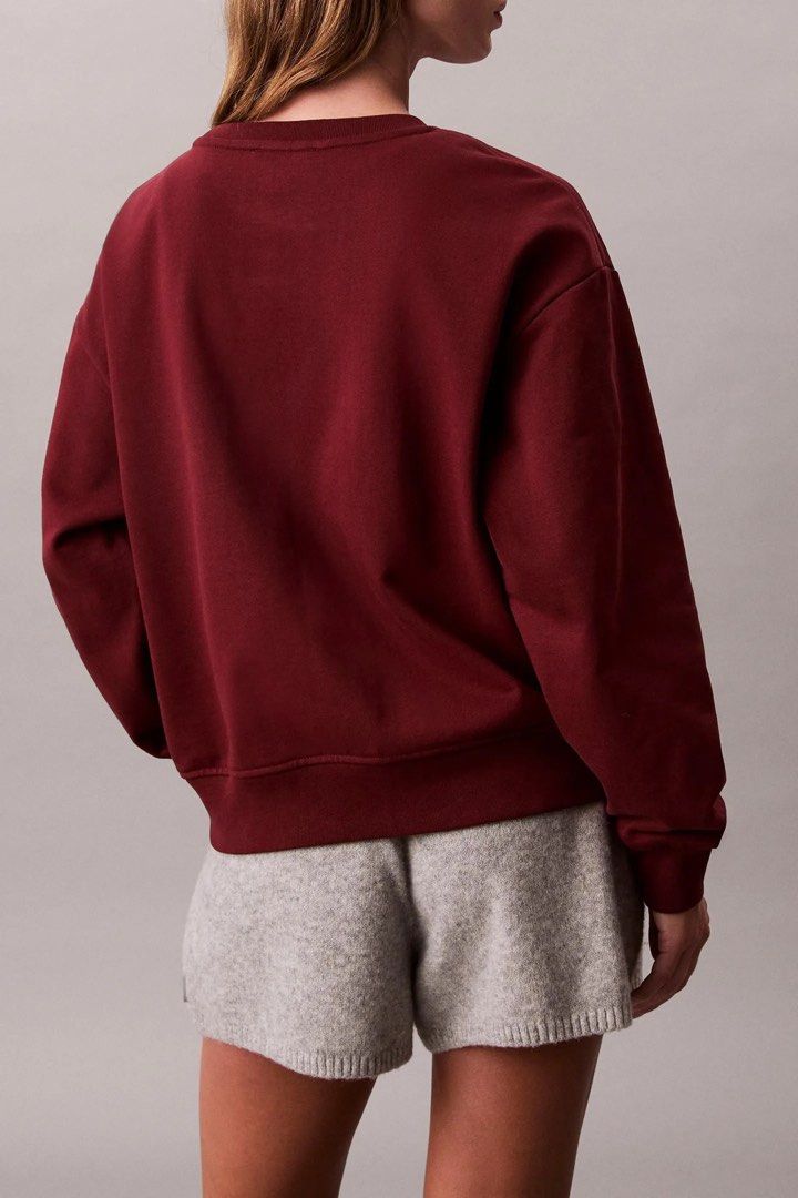Calvin Klein Monologo Sweatshirt (Category: Coats, Jackets and Outerwear) located in Mandaluyong City. Submitted by anything.goes. (Listing ID 1470724155, Image 2). Description: Calvin Klein Monologo French Terry Relaxed Sweatshirt Color: Renaissance Red Size: XS — Chest: 81-84cm — Waist: 65-68cm — Hips: 89-92cm Bought from Rustan’s. Low-ballers will not be entertained. .