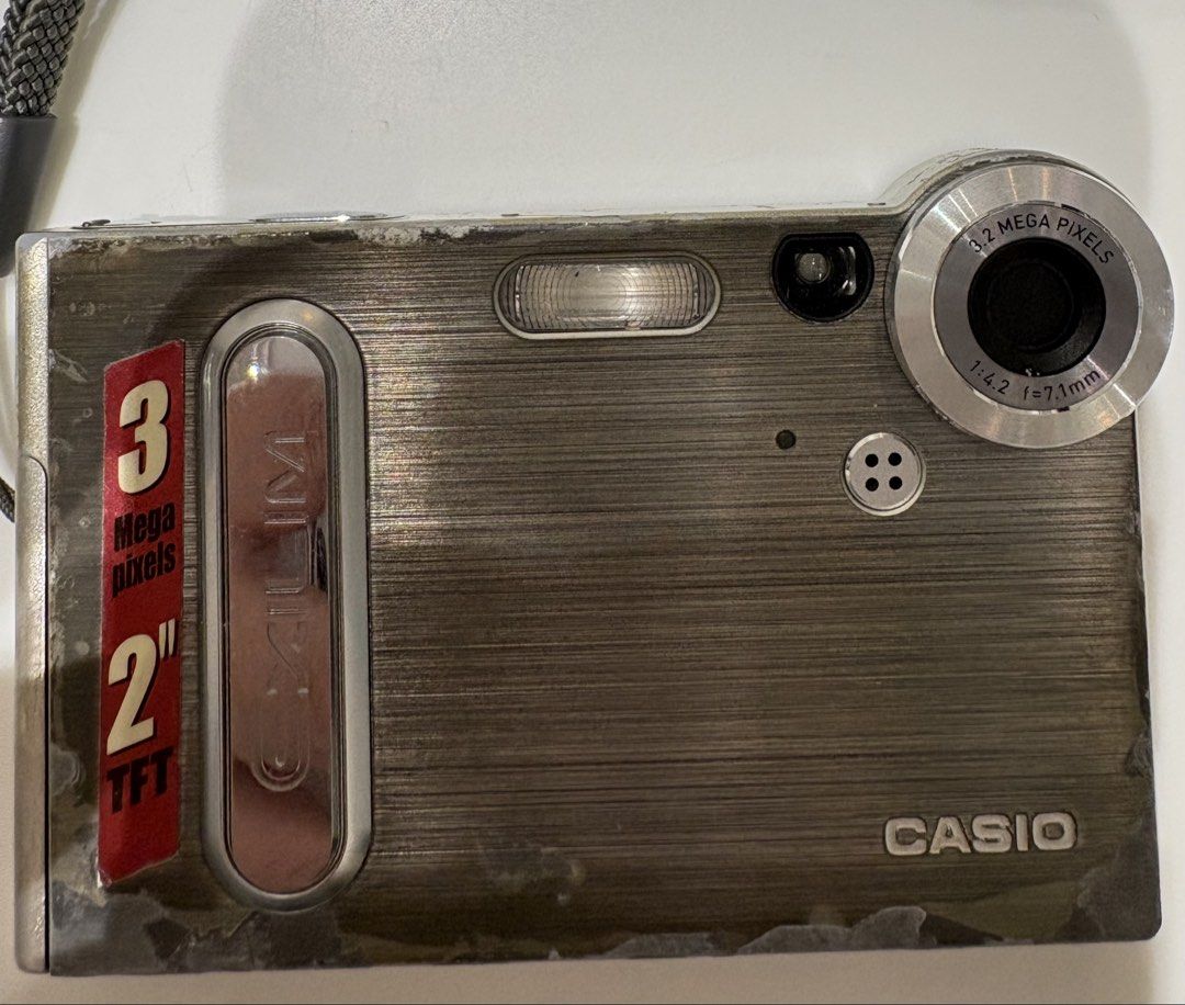 Camera (Category: Cameras) located in Singapore. Submitted by phytmh (Listing ID 1470590328, Image 9). Description: Need to test condition despite hardly used.