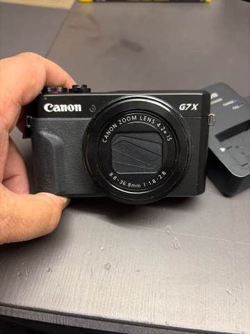 Canon G7X Mark II (Category: Cameras) located in Manila. Submitted by wildcloud_ca5073 (Listing ID 1470618714, Image 1). Description: .