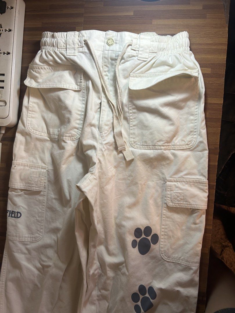 cargo pants, garfield (Category: Other Bottoms) located in Manila. Submitted by kurtfelisco2gmail.com (Listing ID 1470605868, Image 1). Description: Unisex!!! Brand garfield, pwedeng pang hiking, or casual Stretchable Waistline 23 to 29 Leg hole 8 and half Length 39 Pwede lalamove,meet up or jnt Pm for more info!.