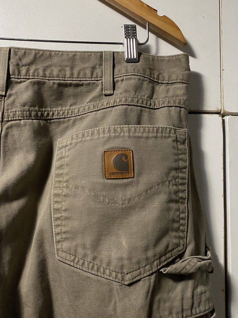 CARHARTT CARPENTER B159 MUS (Category: Jeans) located in Manila. Submitted by thrifted_g00ds2k25 (Listing ID 1470687742, Image 2). Description: 36x44.5x9 WORKWEAR BUT STILL CRISPY CONDITION 8.5/10 COLOR RATE DISTRESS/PAINT STAIN ISSUE NORMAL IN WORK WEARS.