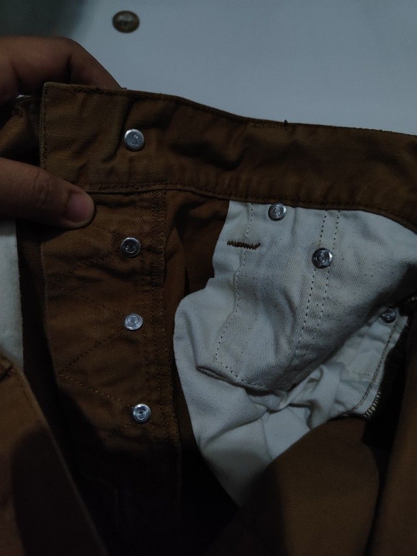 Carhartt Jorts Big Leather Patch (Category: Shorts) located in San Fernando. Submitted by cedrick_francisco27 (Listing ID 1470733059, Image 3). Description: Carhartt WIP Jorts with Big Patch Leather size: 30 Excellent condition .